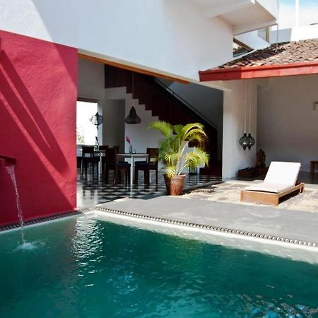 Los Patios Hotel Гранада Экстерьер фото