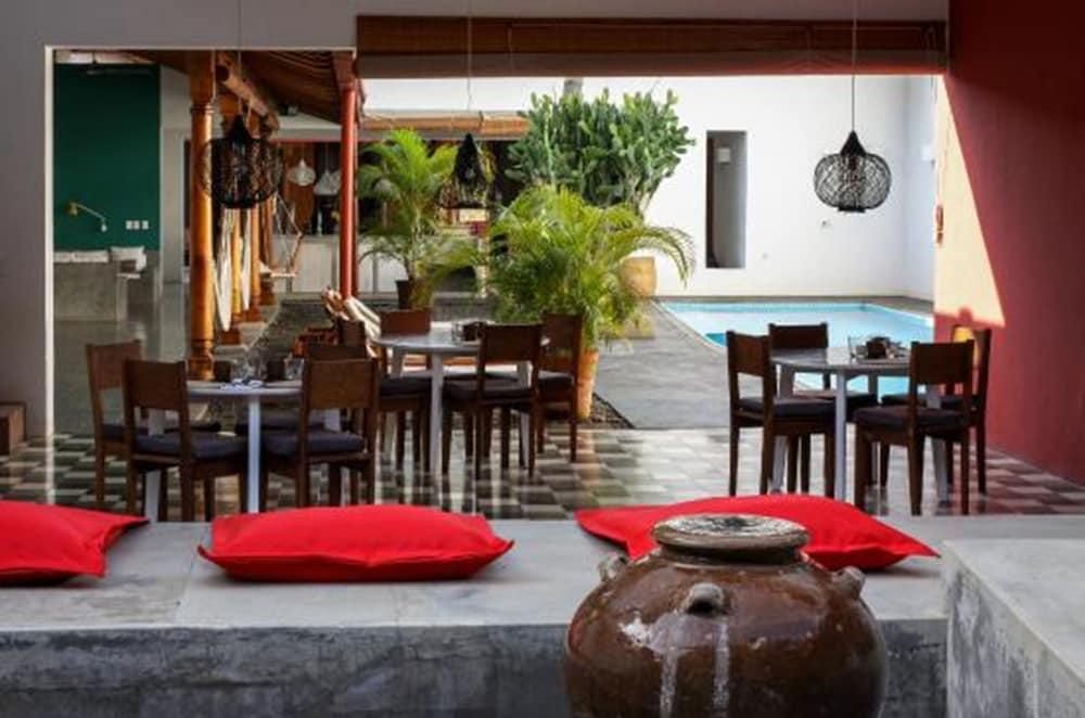 Los Patios Hotel Гранада Экстерьер фото