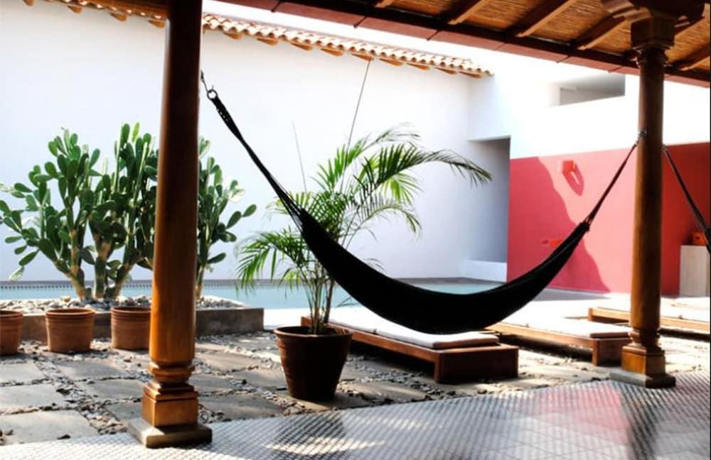 Los Patios Hotel Гранада Экстерьер фото