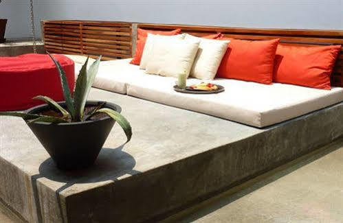 Los Patios Hotel Гранада Экстерьер фото